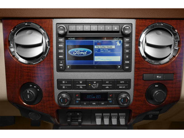 2014 Ford Super Duty F-250 SRW Lariat