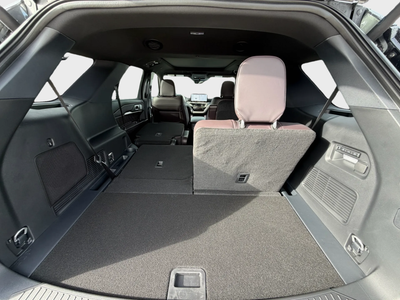 2027 Ford Explorer Platinum™