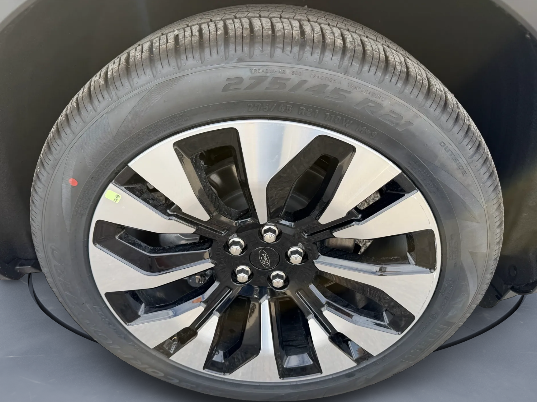 2027 Ford Explorer Platinum™