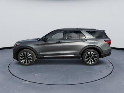 2027 Ford Explorer Platinum™