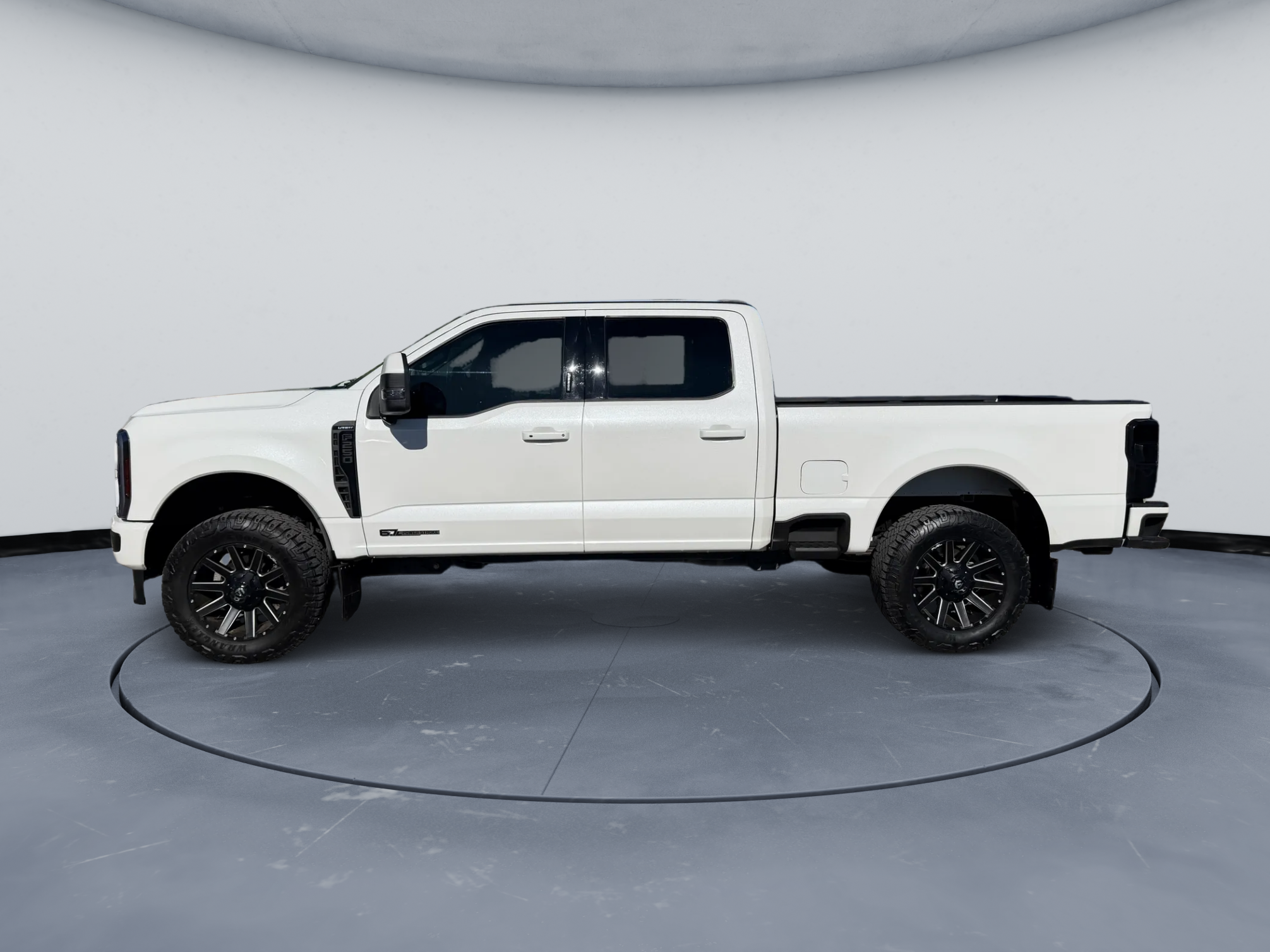 2023 Ford Super Duty F-250 SRW LARIAT