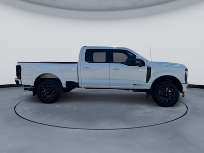 2023 Ford Super Duty F-250 SRW LARIAT