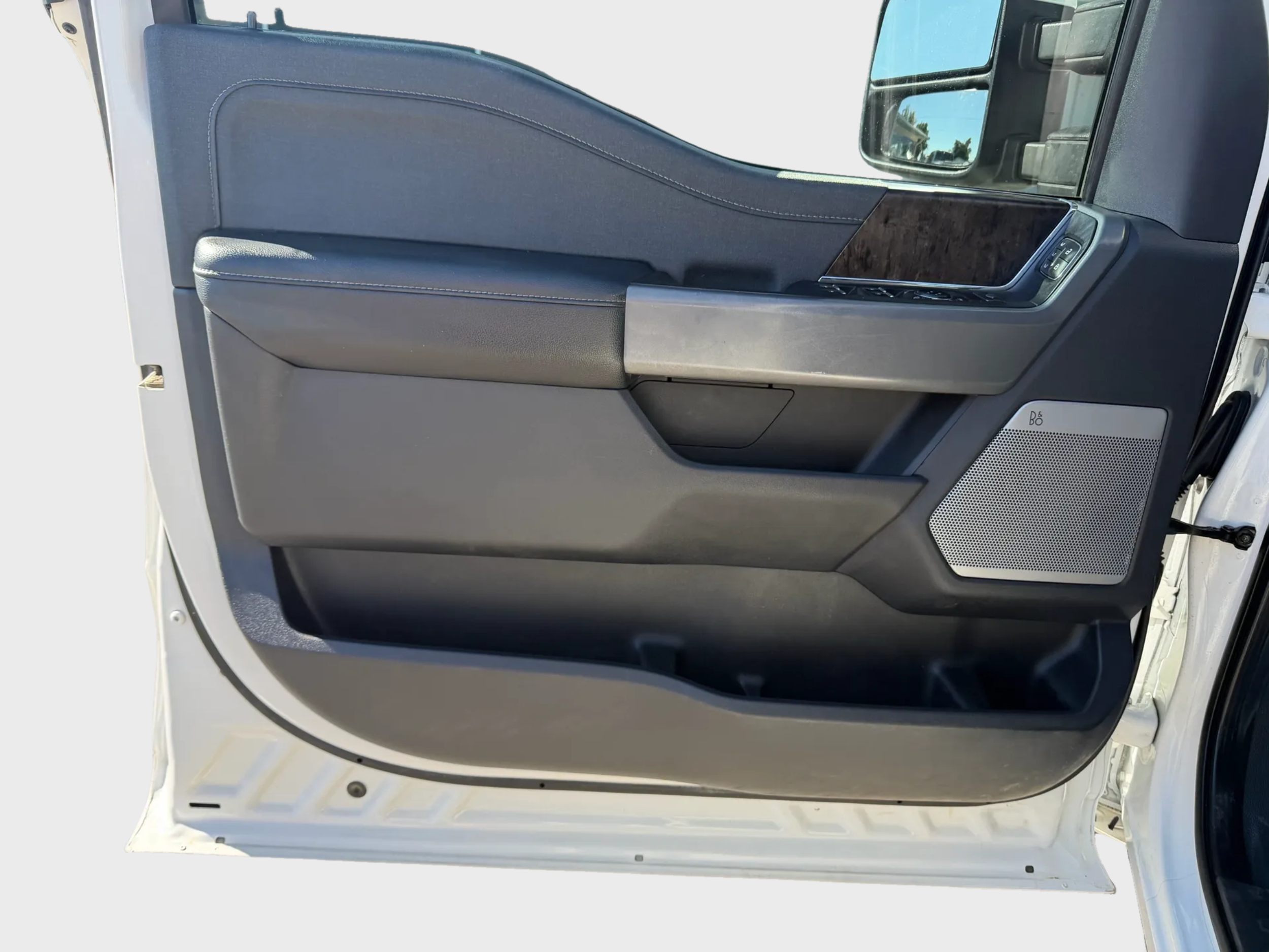 2023 Ford Super Duty F-250 SRW LARIAT