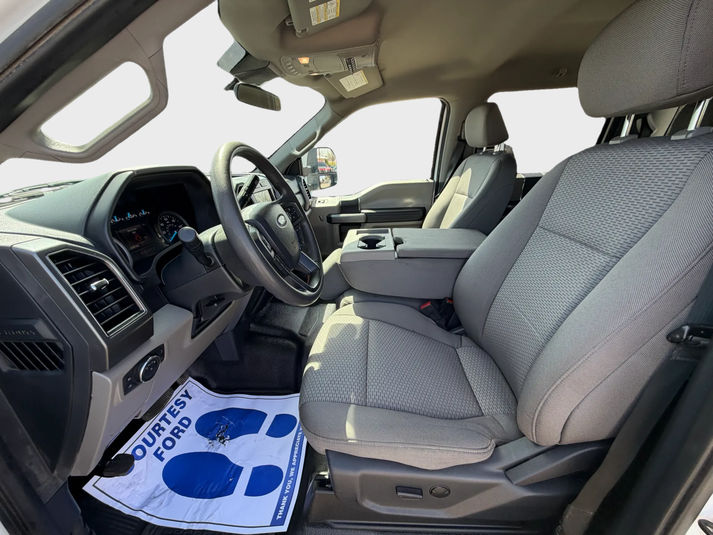 2022 Ford Super Duty F-350 SRW XLT