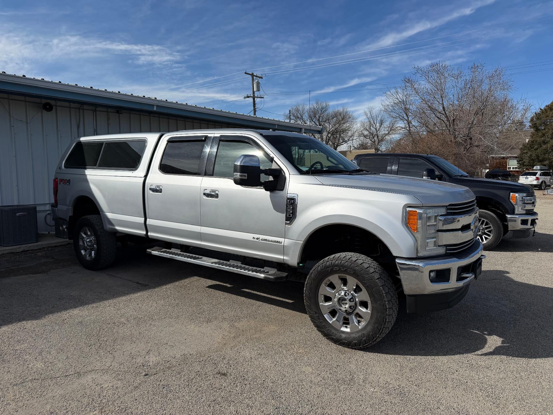 2017 Ford Super Duty F-350 SRW Lariat