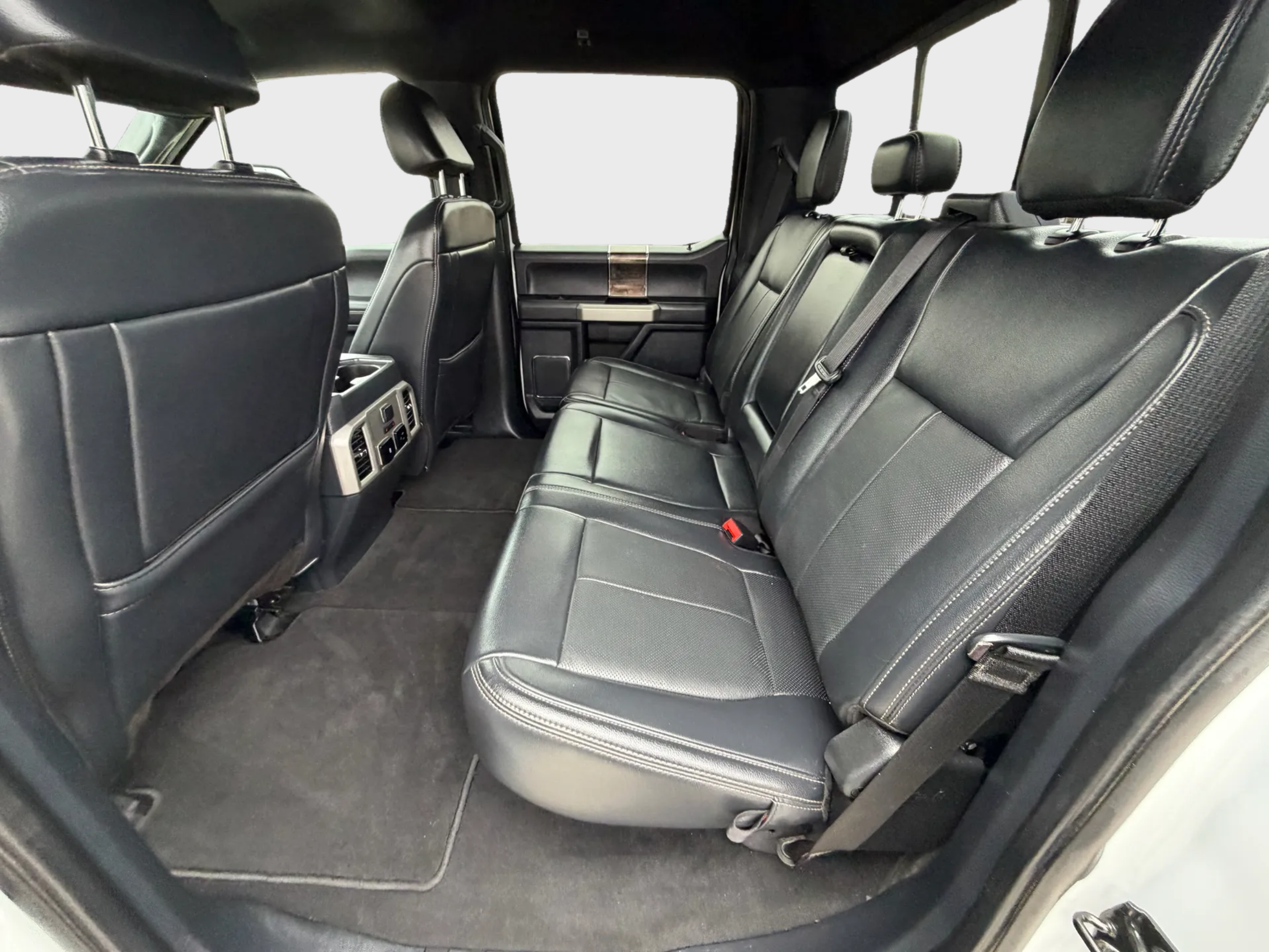 2022 Ford Super Duty F-350 SRW LARIAT