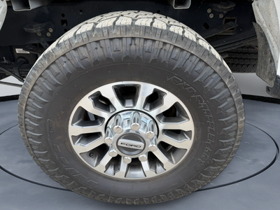 2022 Ford Super Duty F-350 SRW LARIAT
