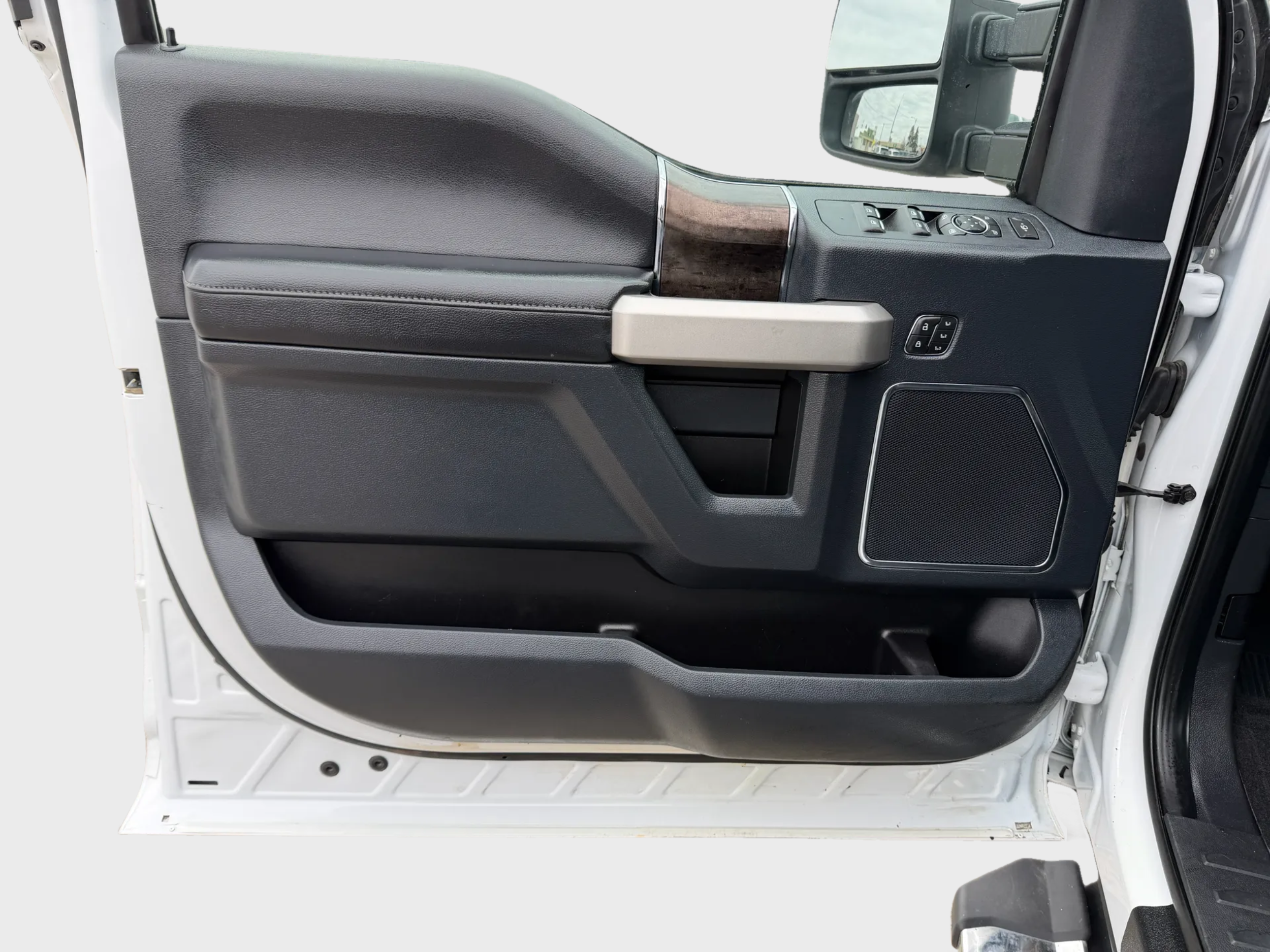 2022 Ford Super Duty F-350 SRW LARIAT