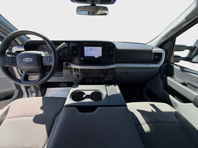 2024 Ford Super Duty F-350 SRW XLT