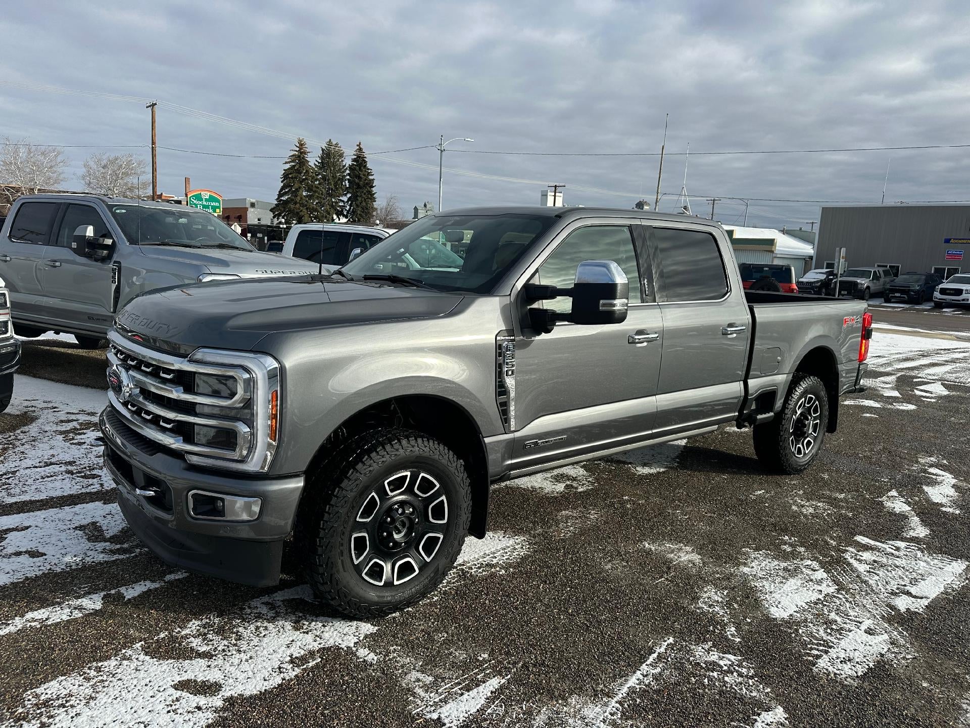 2024 Ford Super Duty F-350 SRW Platinum