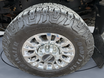 2022 Ford Super Duty F-350 SRW XLT