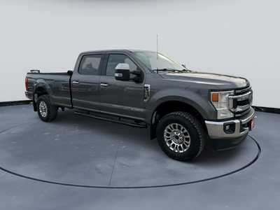 2022 Ford Super Duty F-350 SRW XLT