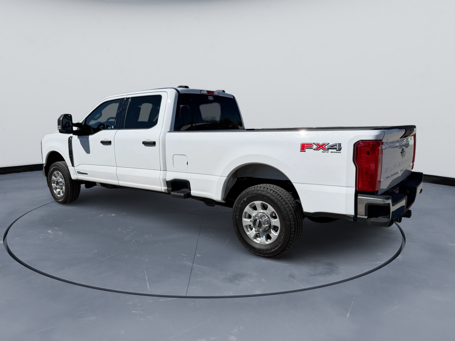 2023 Ford Super Duty F-350 SRW XLT