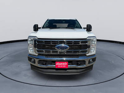 2023 Ford Super Duty F-350 SRW XLT