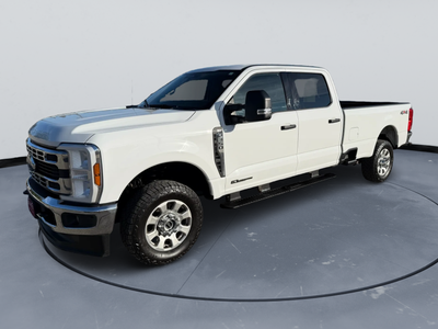 2024 Ford Super Duty F-350 SRW XLT