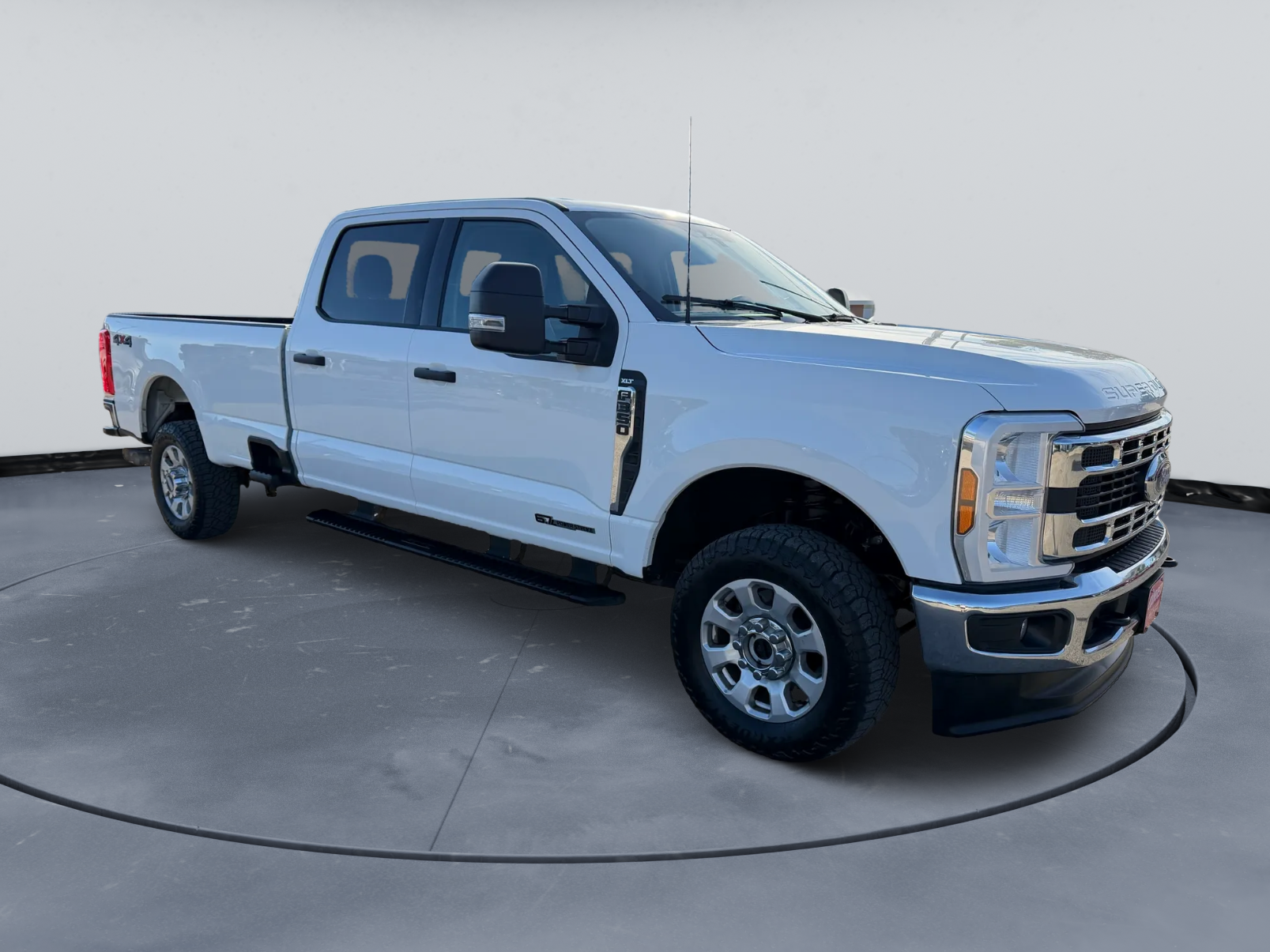 2024 Ford Super Duty F-350 SRW XLT