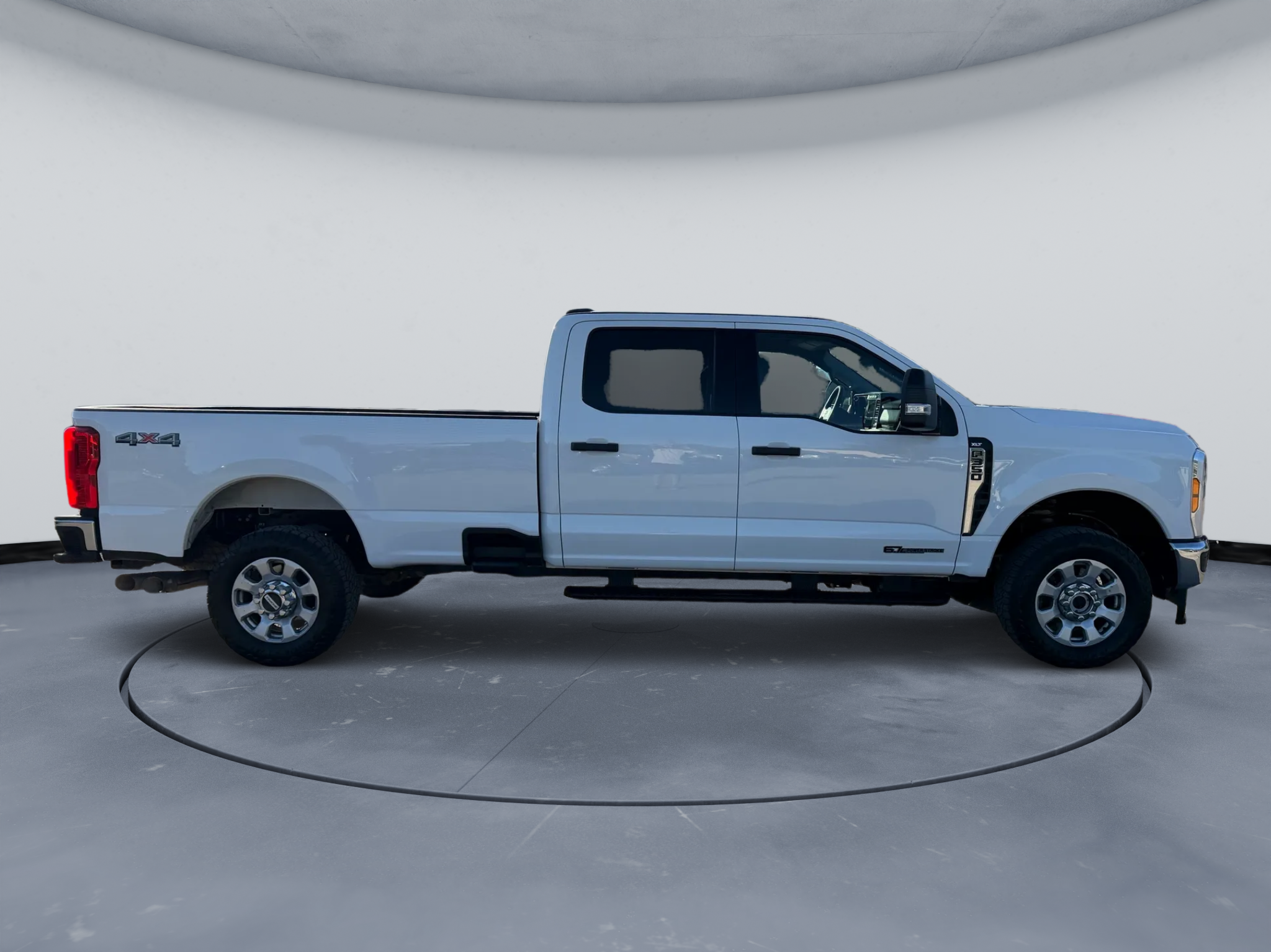 2024 Ford Super Duty F-350 SRW XLT
