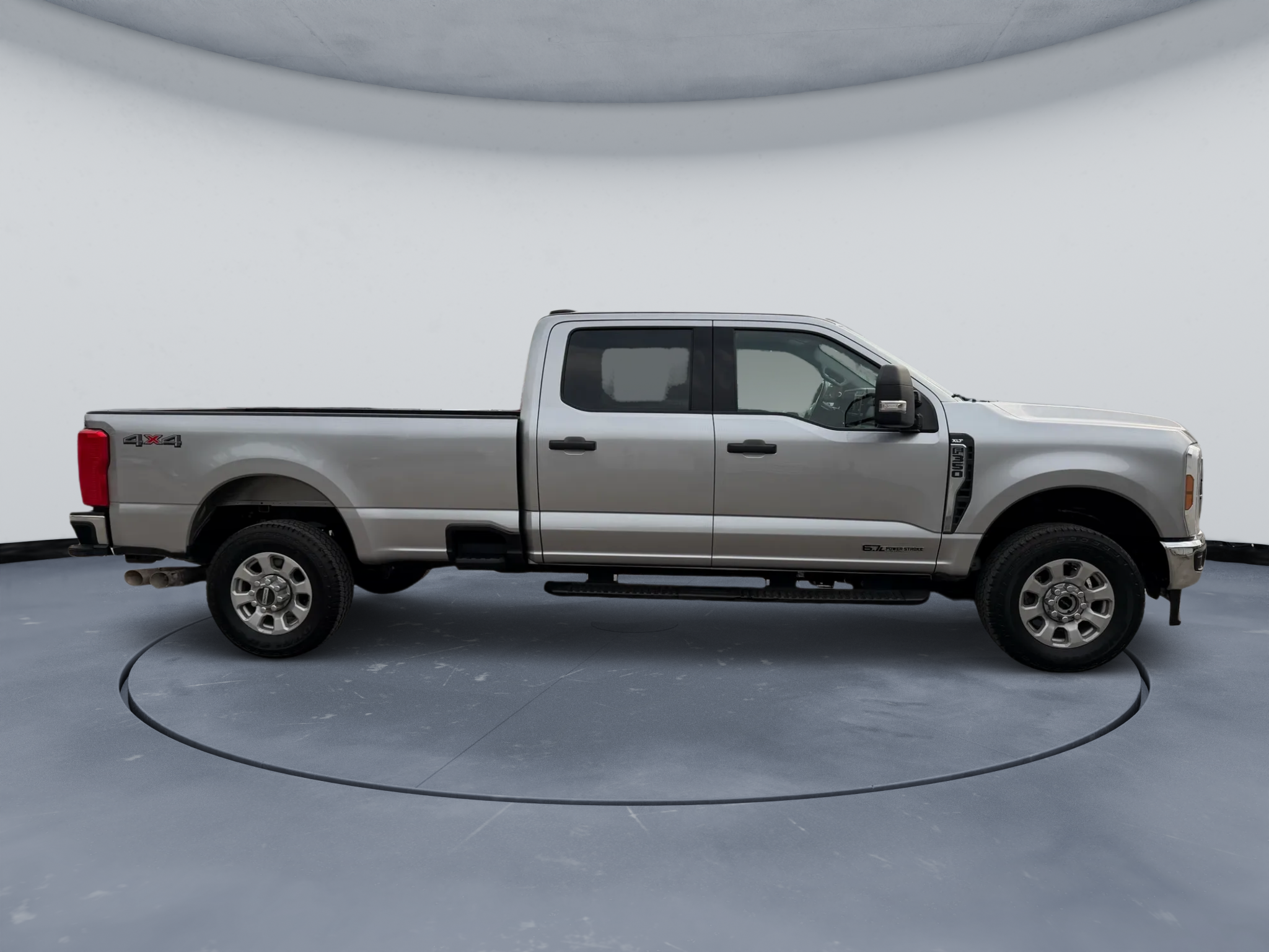 2024 Ford Super Duty F-350 SRW XLT