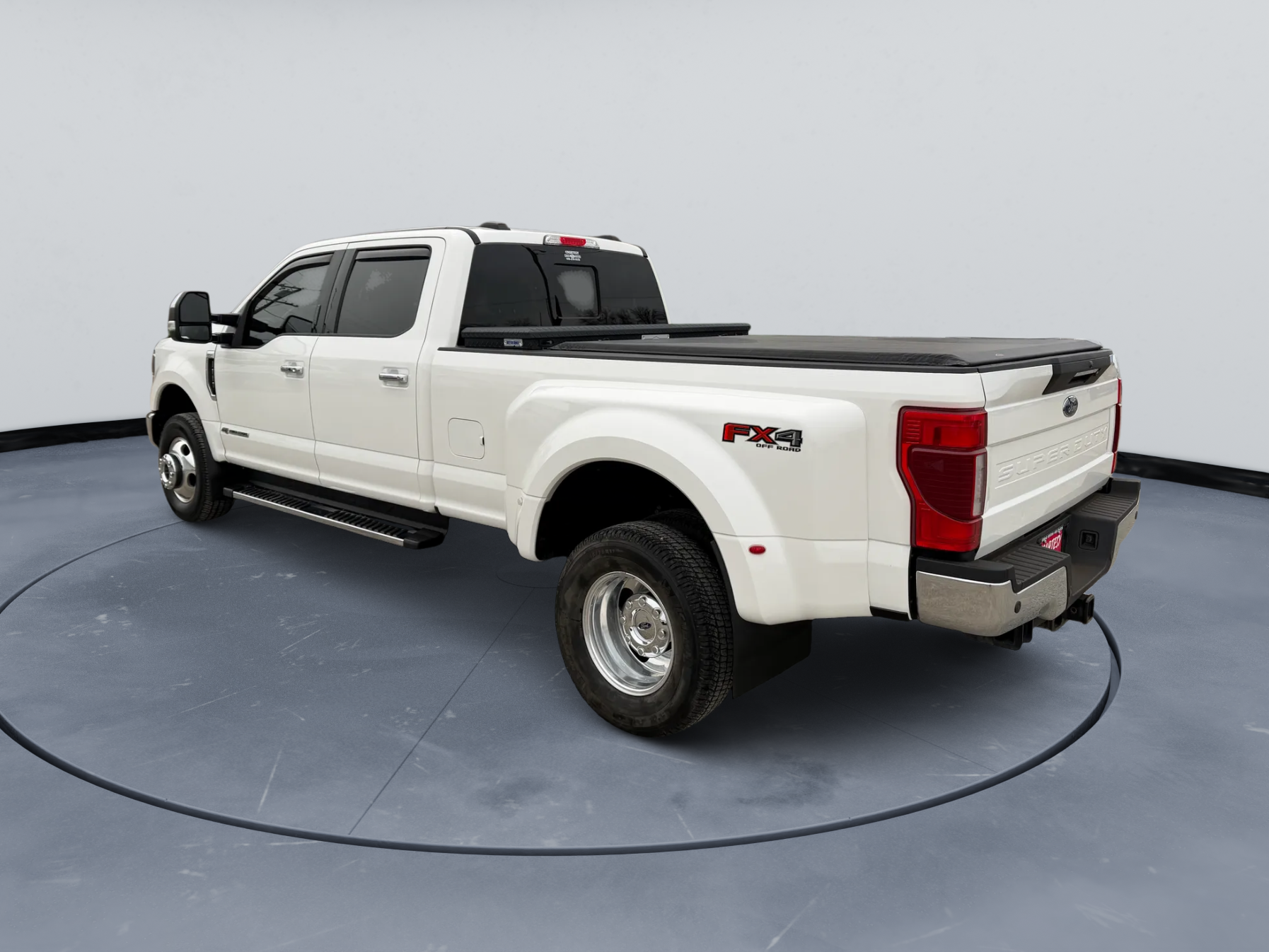 2020 Ford Super Duty F-350 DRW LARIAT