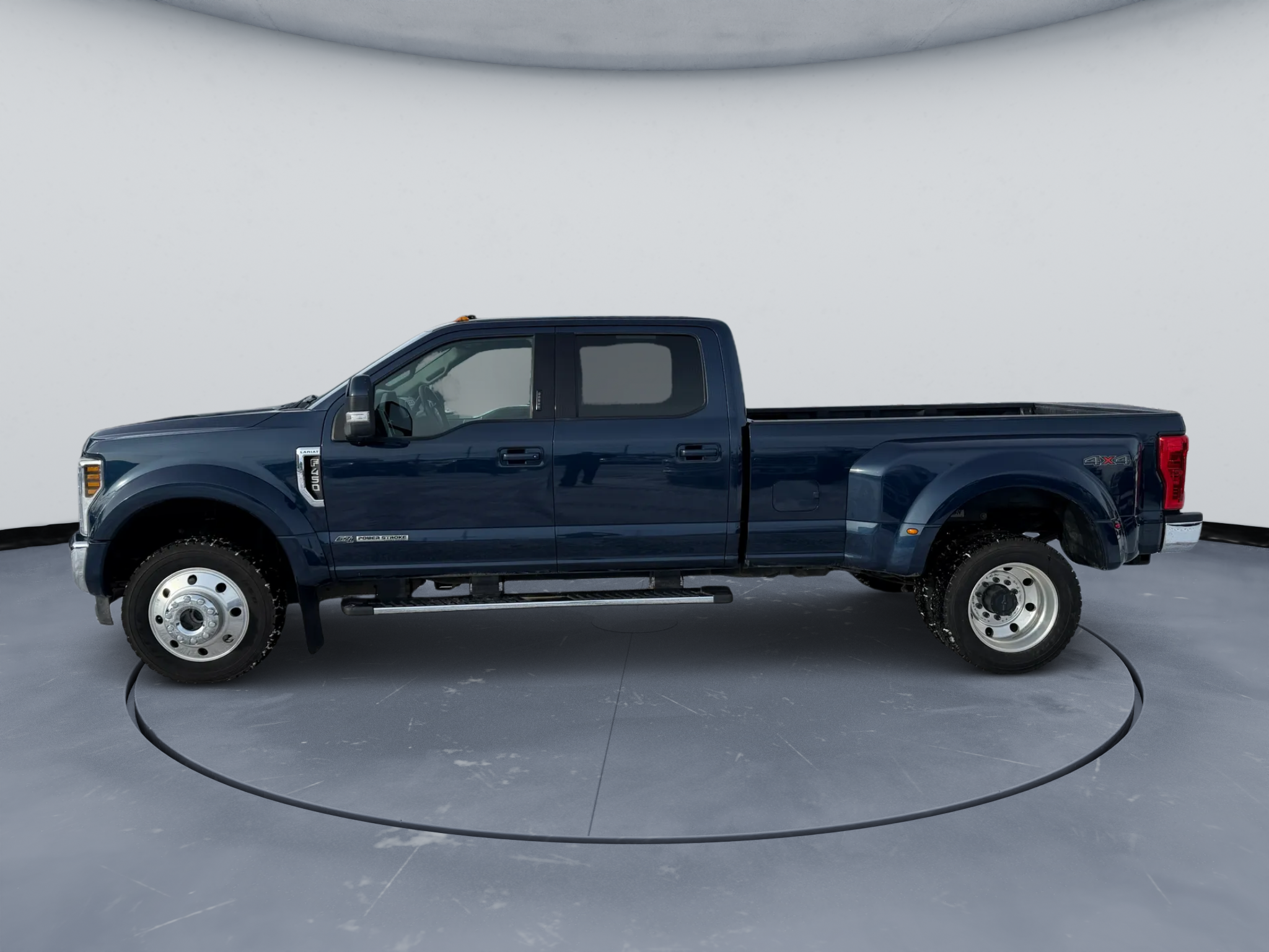 2019 Ford Super Duty F-450 DRW LARIAT