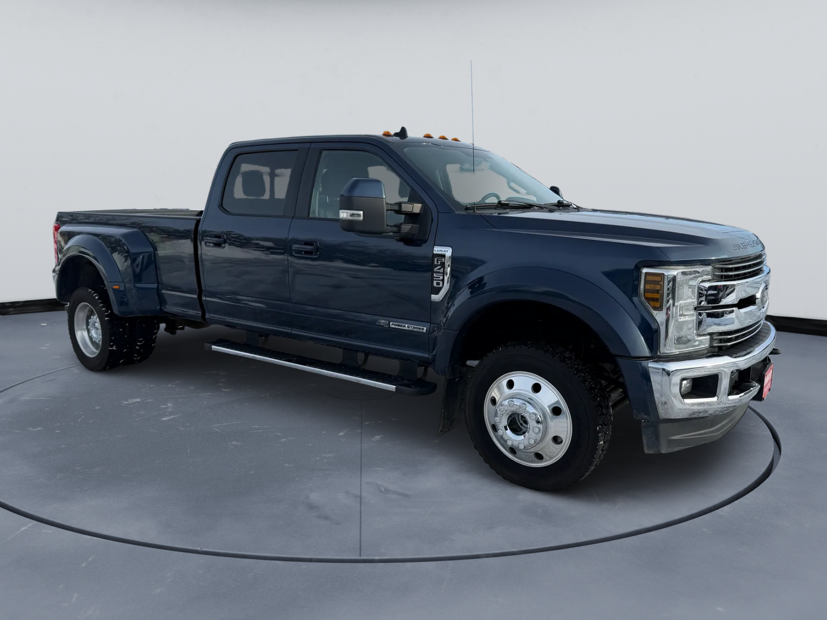 2019 Ford Super Duty F-450 DRW LARIAT