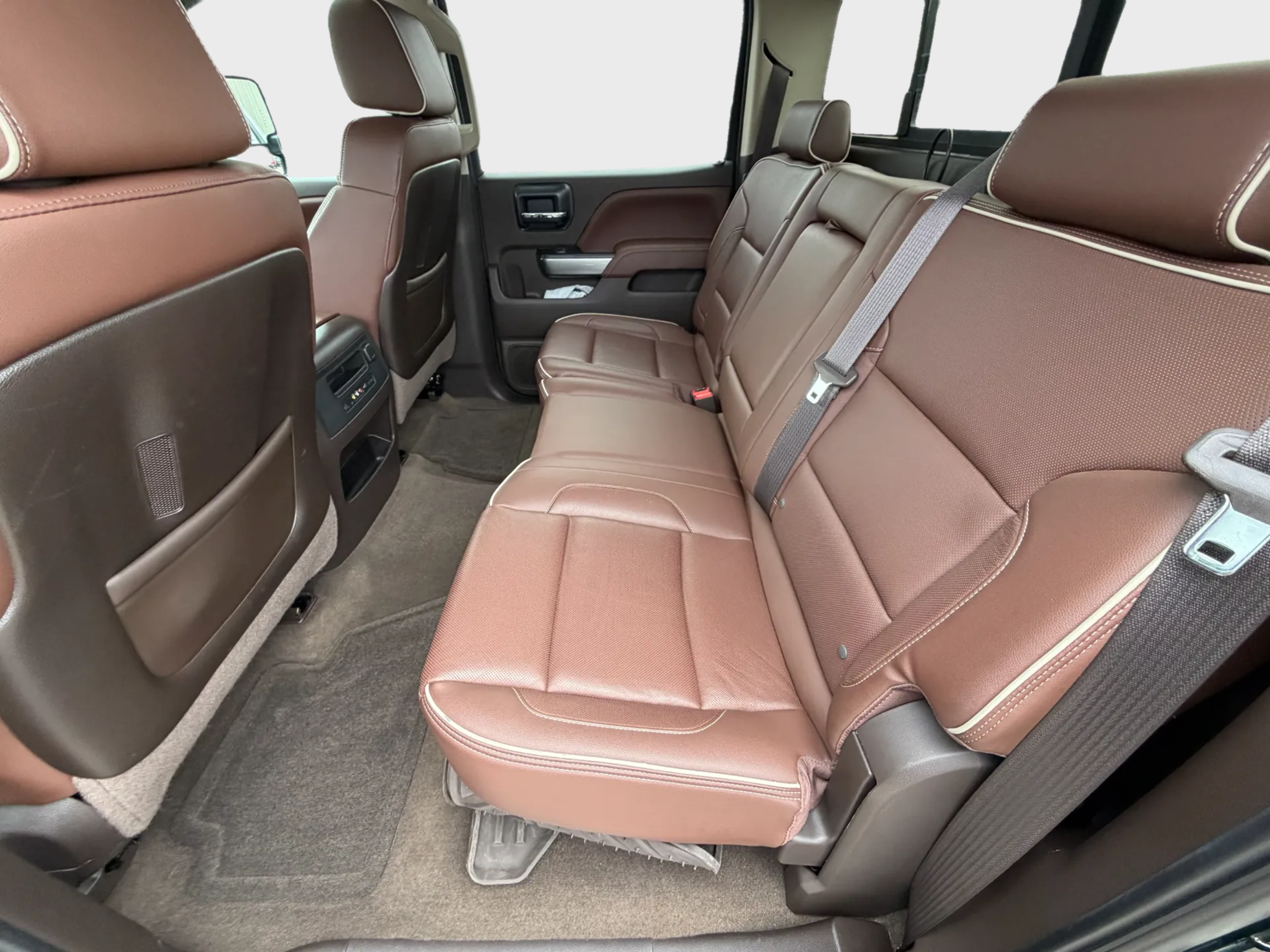 2015 Chevrolet Silverado 3500HD Built After Aug 14 High Country