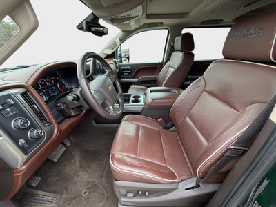 2015 Chevrolet Silverado 3500HD Built After Aug 14 High Country