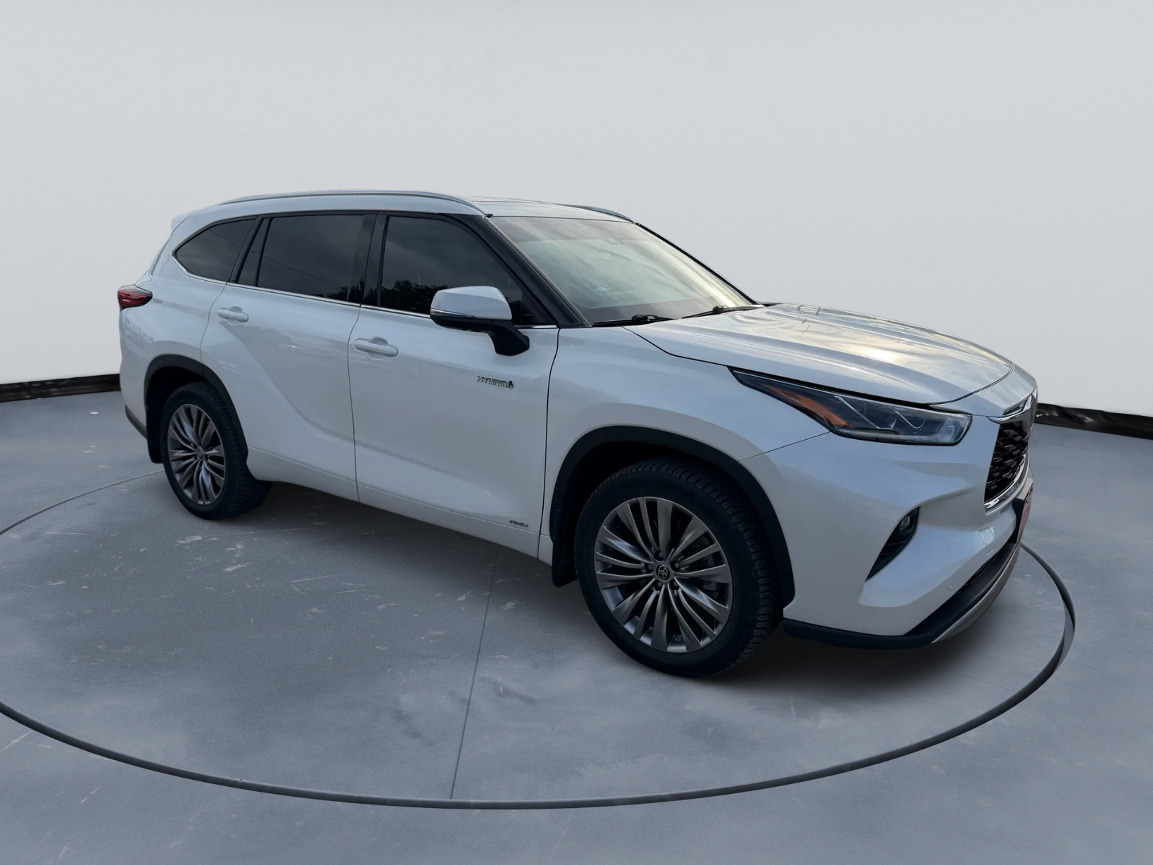2021 Toyota Highlander Hybrid Platinum