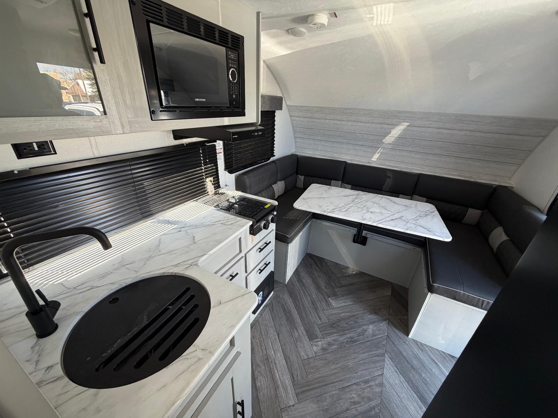 2022 FOREST RIVER WILDWOOD 169RSK Base